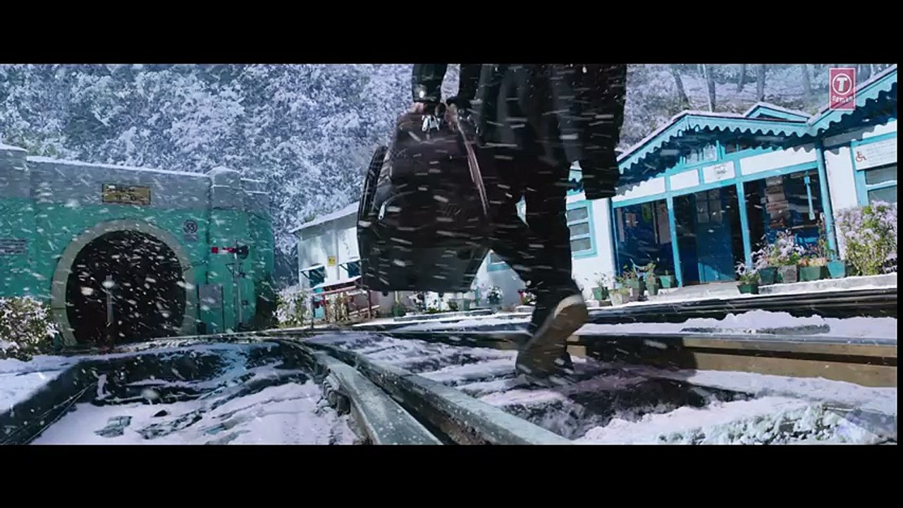 Kya Tujhe Ab VIDEO SONG - SANAM RE - Pulkit Samrat, Yami Gautam, Urvashi Rautela Divya Khosla Kumar - YouTube