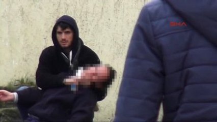 Kartal'da Bıçaklı Kişi, Kadını Sokak Ortasında Rehin Aldı