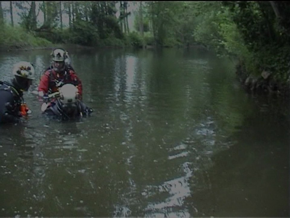 Plongée spéléo - siphon du Ressel - Lot -  zone d'entrée