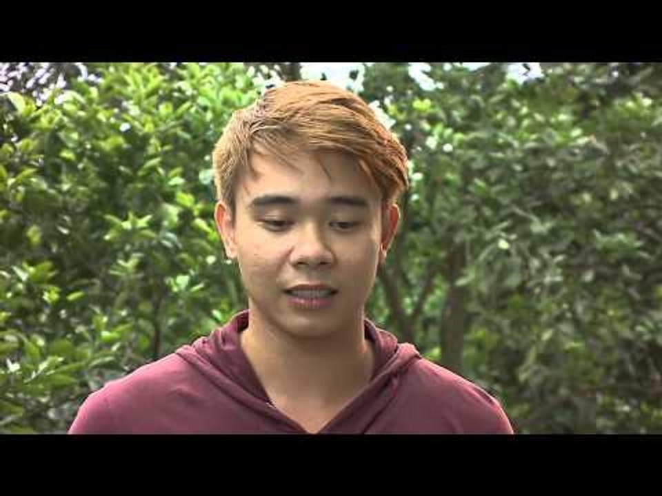 Vietnam Idol 2013 - Đông Hùng xúc động khi gặp lại em trai