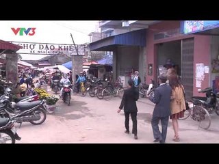Vietnam Idol 2013 - Tập 16 - Nhật Thuỷ về thăm gia đình