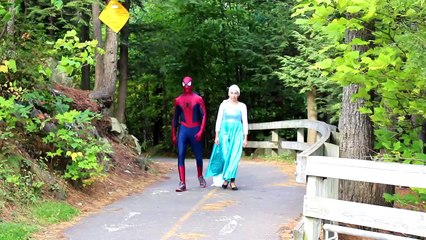 Spiderman vs Venom vs Frozen Elsa! Real Life Superhero Battle Death Match!