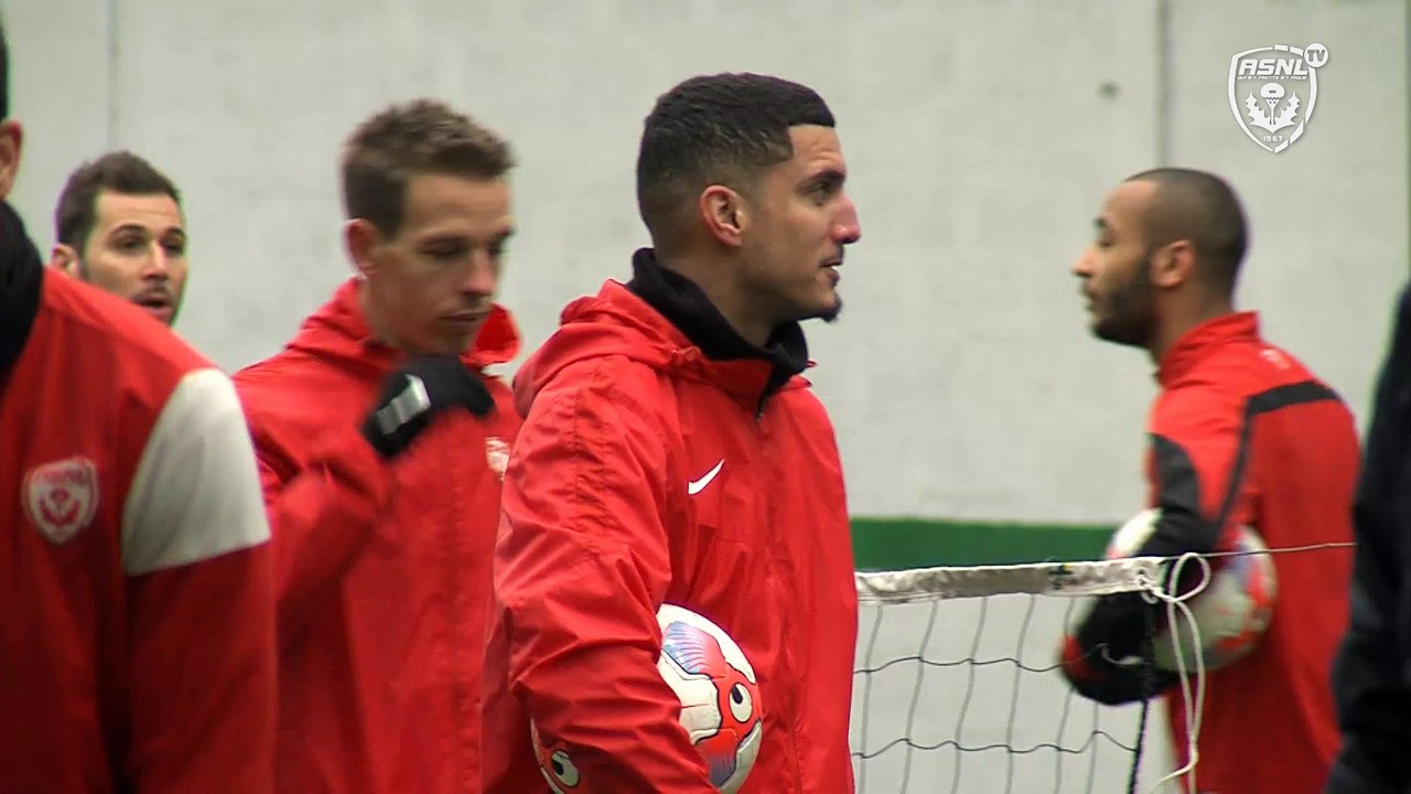 L'avant-match d'ASNL-PFC
