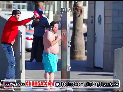 FUNNY VIDEO - THE FUNNIEST EVER 2016 - Shower - Mandi Pake Shampoo Nggak Abis abis