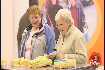 hahaha Face Cake Prank nice and new video must watch.