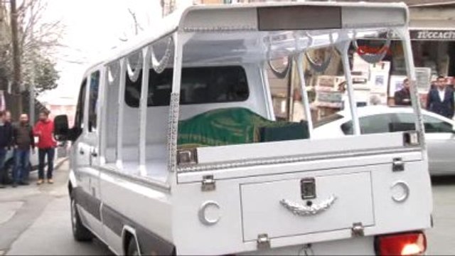 Alaattin Çakıcı Annesinin Cenazesi İçin Gültepe'de