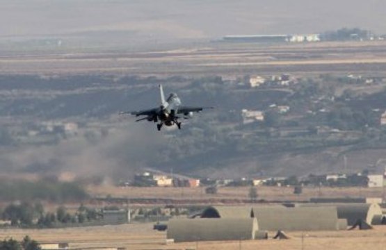 Diyarbakır'da Dev Operasyon! Kobralar Peş Peşe Havalandı, F-16'lar Alçak Uçuş Yaptı