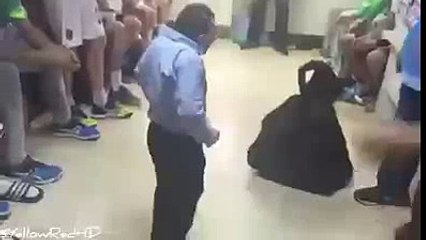 Köksal Baba  izle  Maç Sonrası Futbolculara Fırçayı Kayıyor