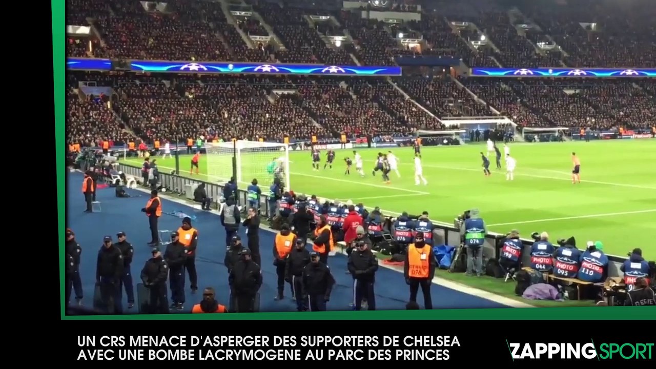 Un CRS menace d’asperger des supporters de Chelsea avec une bombe lacrymogène au Parc des Princes (vidéo)