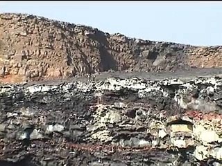 Volkanik Göle Taş Atılırsa.. Yok Böyle Bir Şey