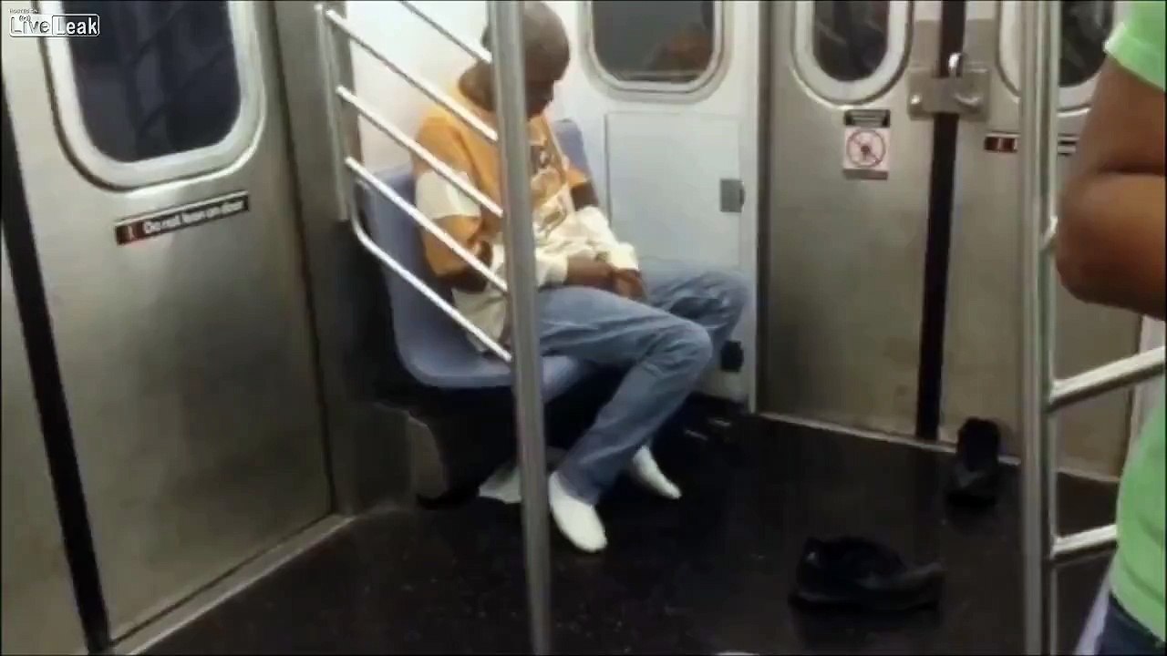 Man Drinks Pee From Shoes on New York Subway
