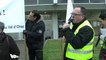 Les parents d'élèves manifestent devant l'inspection d'académie du Val d'Oise