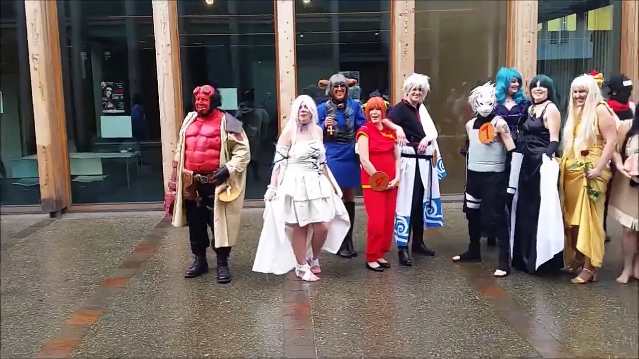 Toute la troupe de Cosplay de Brumath dehors pour une photo