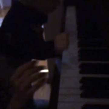 Ja çfarë i mësojnë Nora dhe Roberti vajzës së tyre