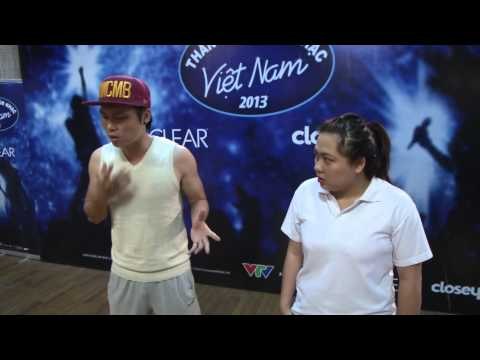 Vietnam Idol 2013 - Minh Thuỳ nhí nhố sau hậu trường tập trình diễn