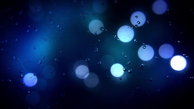 Капли дождя и синие блики (боке)