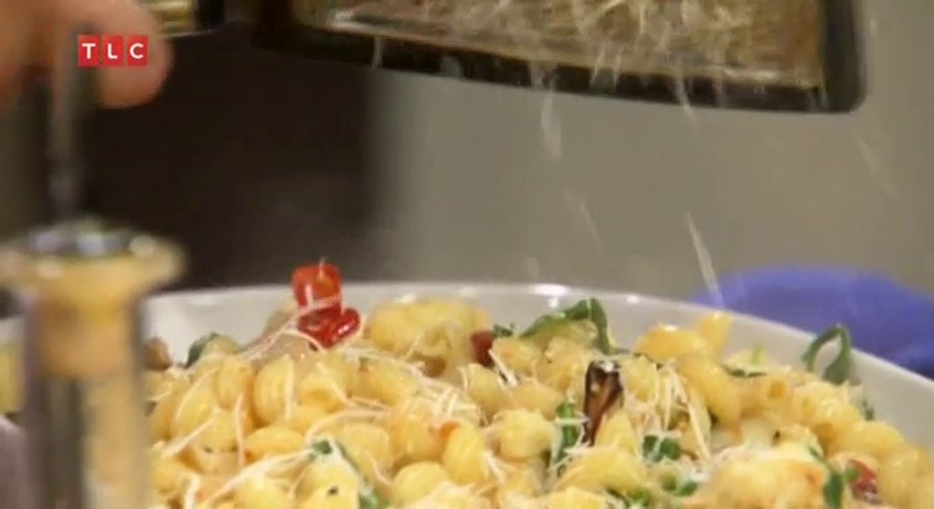 Cavatappi mit gebackenem Blumenkohl