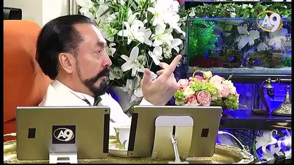 Mimar Sinan Üniversite’sine giderken komünistler Adnan Oktar’ı tehdit etti