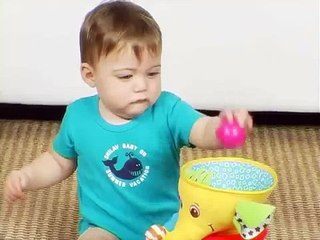 Музыкальная пирамидка с шариками Слоник Tiny love от 6 мес