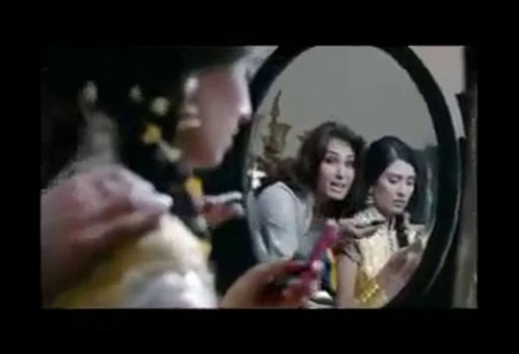 Beautiful Warid Commercial featuring Ayeza Khan and Reema Khan!