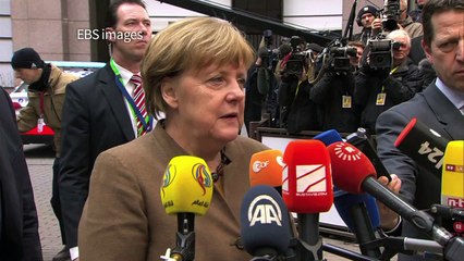 Merkel backs Cameron EU reform demands