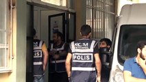 Gözaltındaki polisler sağlık kontrolünden geçirildi