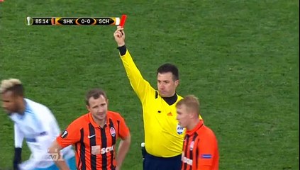 Oleksandr Kucher Red Card - Shakhtar Donetsk v. Schalke 04 - 18.02.2016 HD