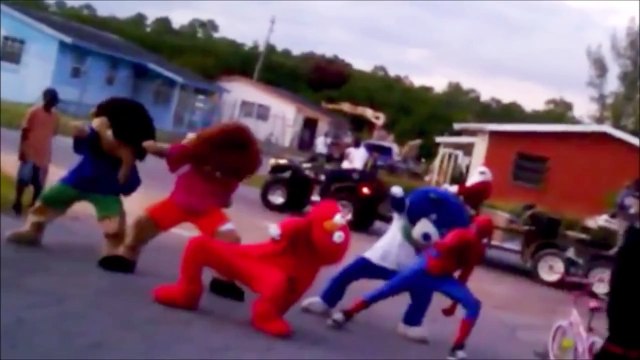 ELMO HITS THE WHIP / Nae Nae Silento Remix