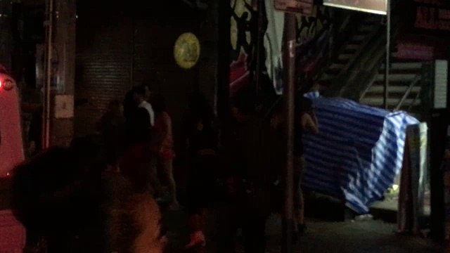 Muslim girls fight Thai girls all arrested Patong Beach Thailand 2016