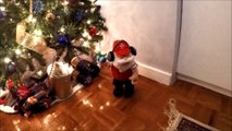 Pere Noel qui danse | Dancing Santa | Christmas toys