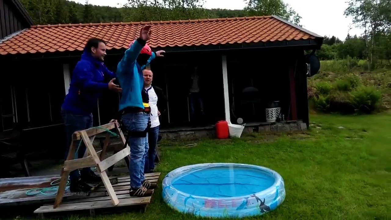 He thought he was bungee jumping off a bridge lmao!!