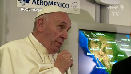 Trump déplore les propos "honteux" du pape à son encontre