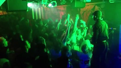 DZ Deathrays - No Sleep  (live @ Rocket Bar 12/04/13)