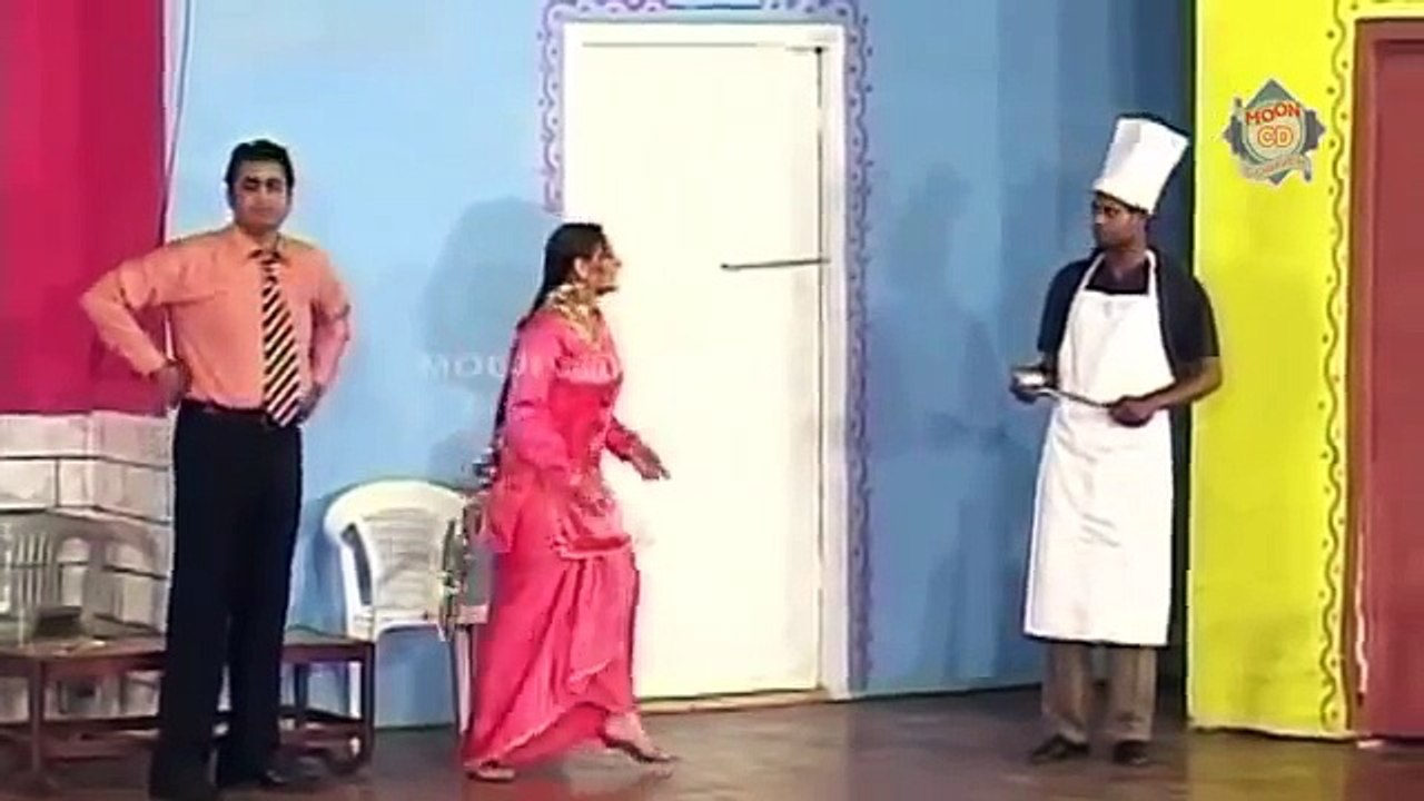 Rola Pe Gya - Zafri Khan Full Pakistani Punjabi Stage Drama 2015 Part 4