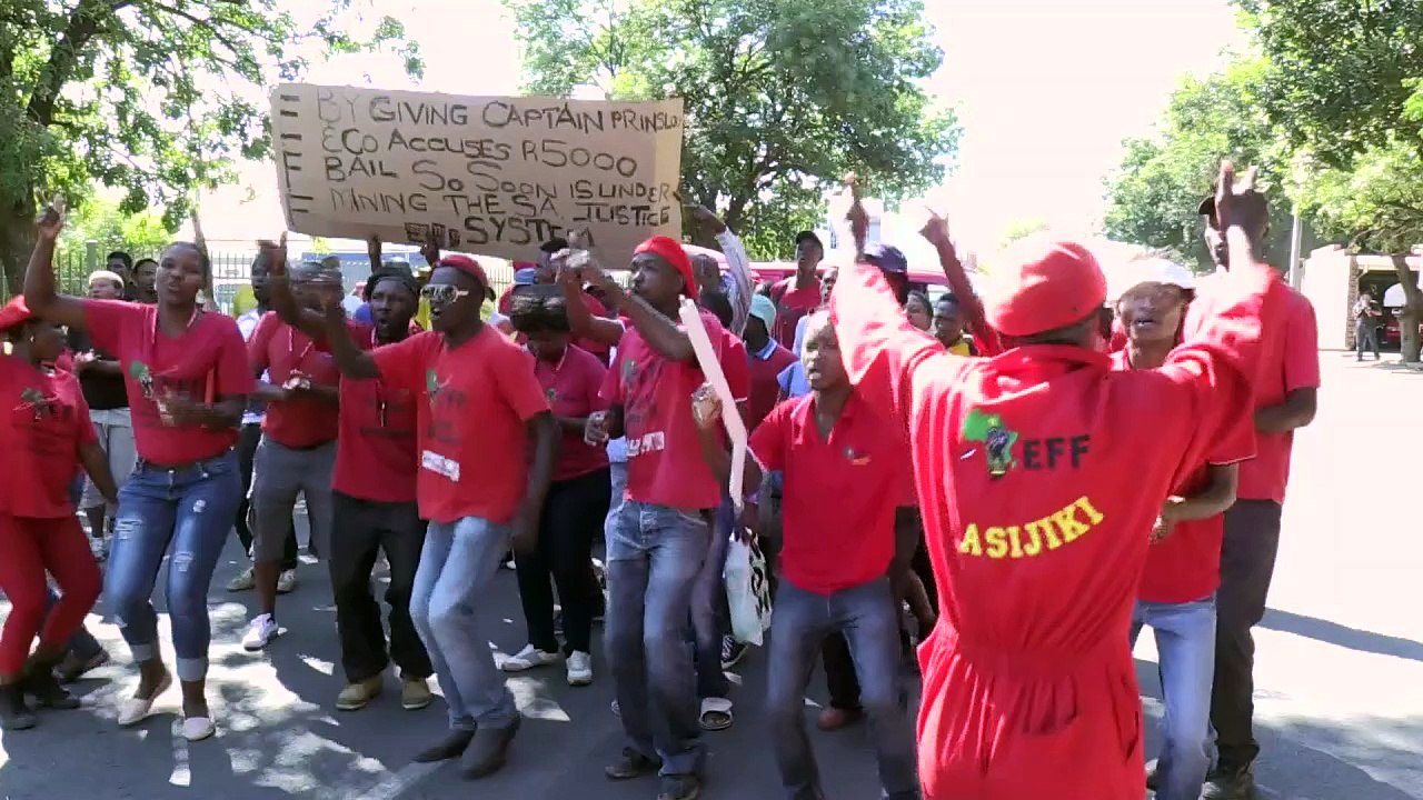 Killing of 2 black farm workers exposes S.Africa faultlines
