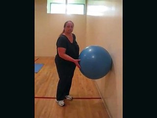 Squats using a PhysioBall Weight Loss Expert Liesbet Bickett.wmv