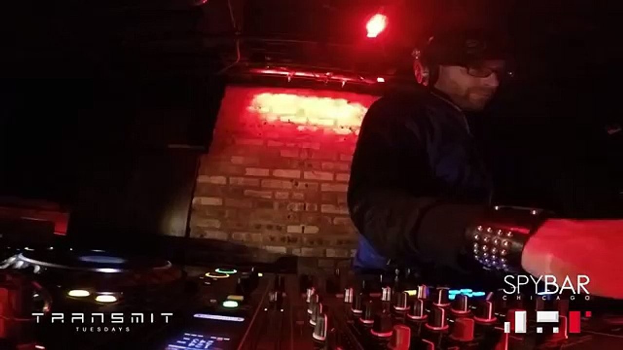 Nick Jannite LIVE at Spybar Chicago for #TransmitTuesday (11.17.15)