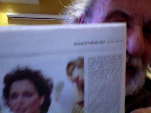 Povero Riccardo Scamarcio La Bella Mamma Valeria Lo Ha Cacciato Via