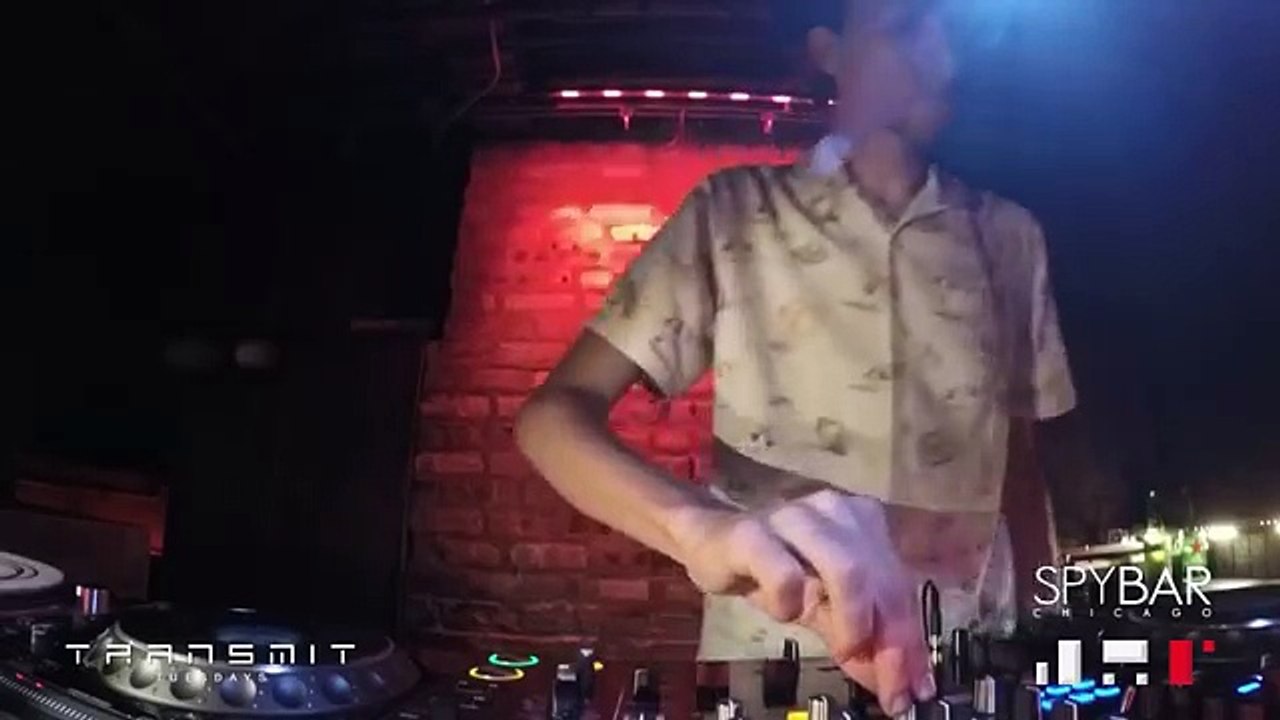 Housework LIVE at Spybar Chicago for #TransmitTuesday (7.28.15)