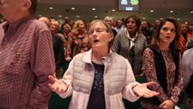 Trump divides South Carolina's evangelicals