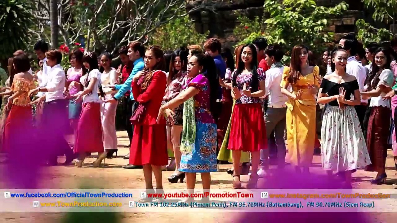 ដួលចំប៉ាន់តែ - នីសា និង ខ្ញុង