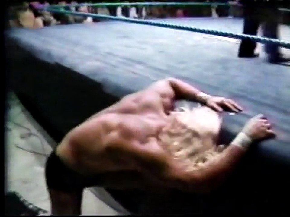 Stan Hansen vs Kevin Kelly