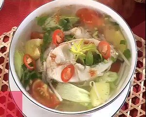 Nấu món canh chua cá lóc đặc sản