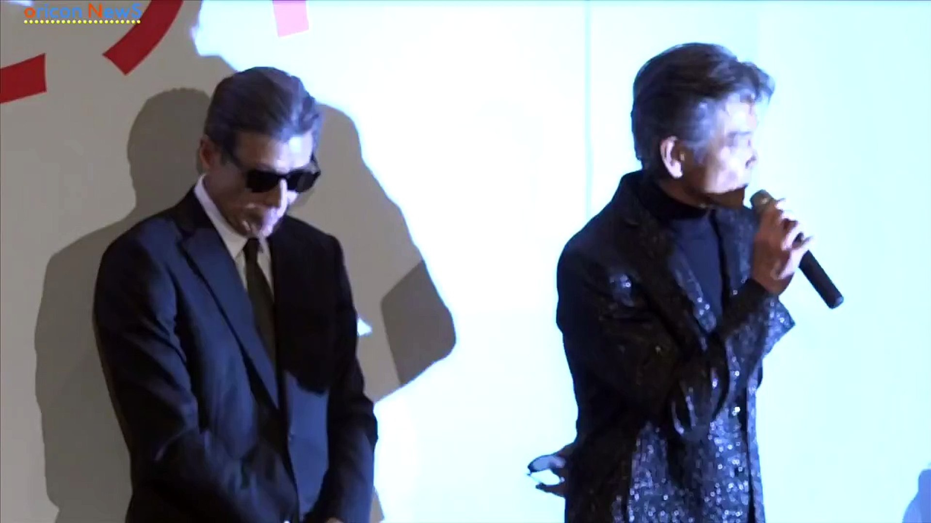 タカ ユージ 舘ひろし 柴田恭兵 あぶデカファンに大感激 映画 さらば あぶない刑事 大ヒット御礼舞台挨拶 Video Dailymotion