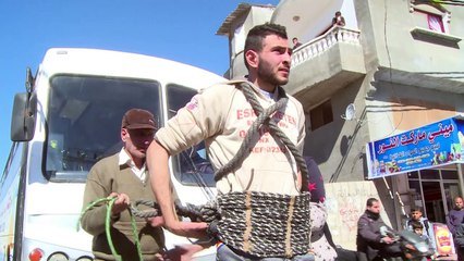 Mohammed, le Hercule gazaoui qui déplace des bus avec les dents