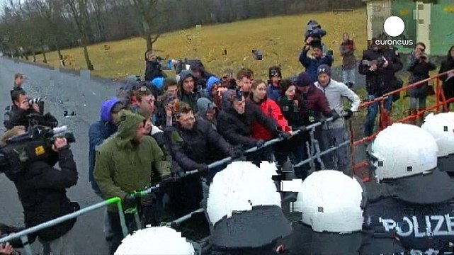 انتقاد کمیسیون اروپا از تصمیم اتریش در قبال پناهجویان