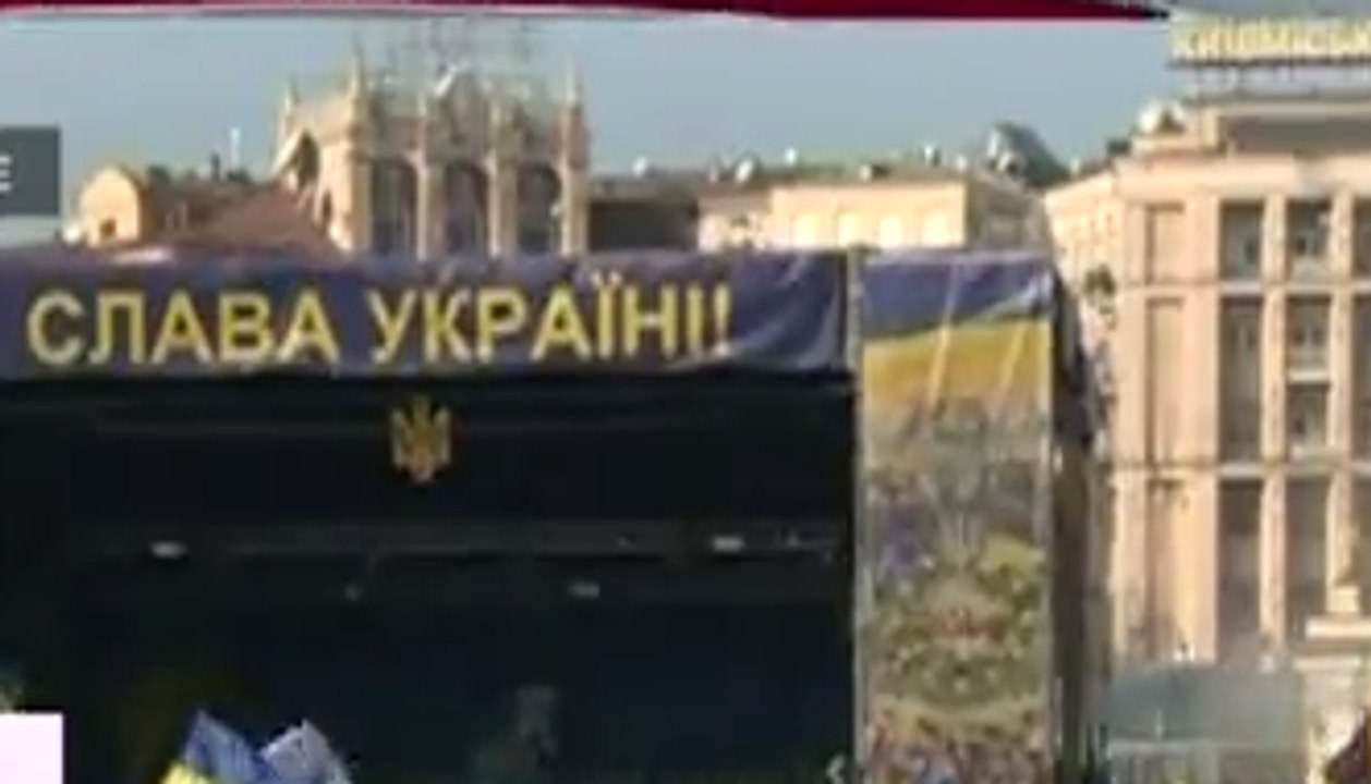 Майдан требует немедленной отставки Януковича
