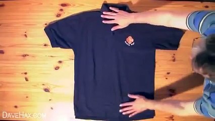 Piegare magliette e camicie in meno di 2 secondi
