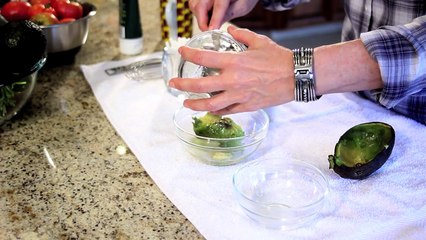 How to Use Avocado for Wrinkles - Beauty Tips