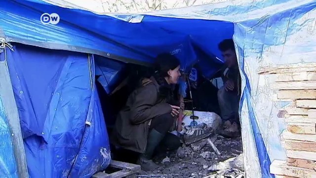 Ärzte ohne Grenzen bauen für Flüchtlinge | DW Nachrichten